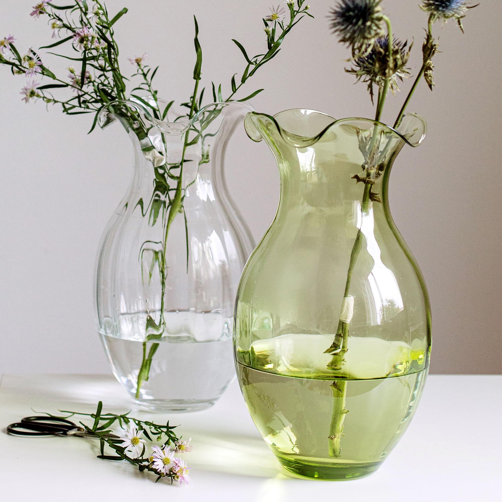Hibiscus Glass Vertical Fluted Large Vase | VIETRI