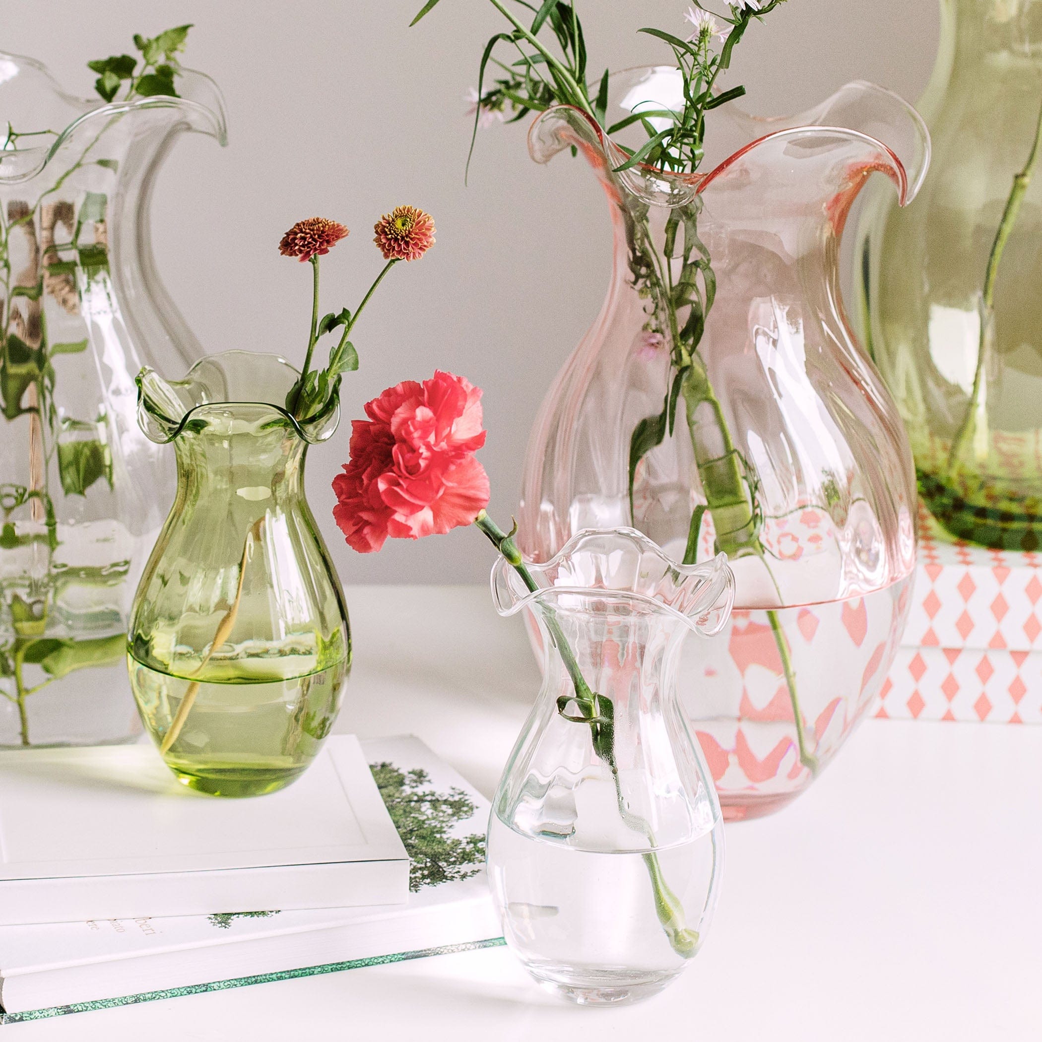 Hibiscus Glass Vertical Fluted Large Vase | VIETRI