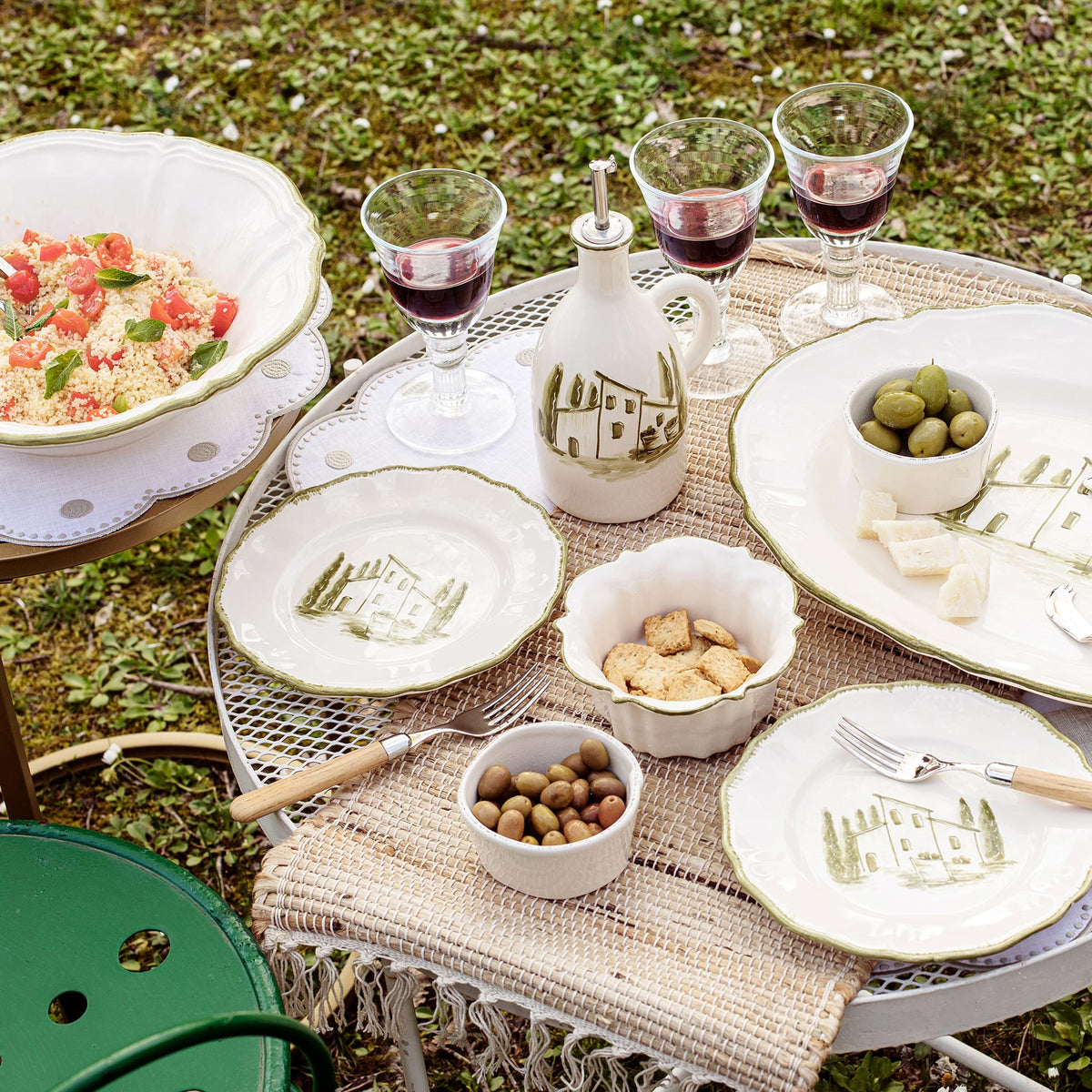Borgo Verde Serving Bowl
