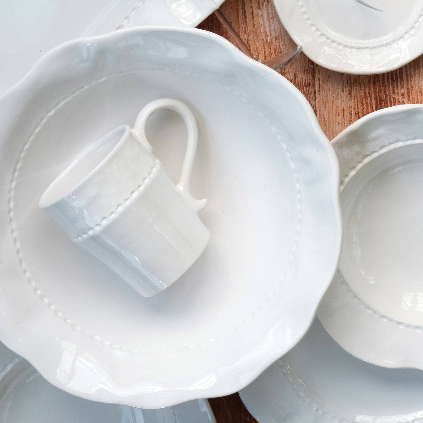 Giorno White Medium Serving Bowl