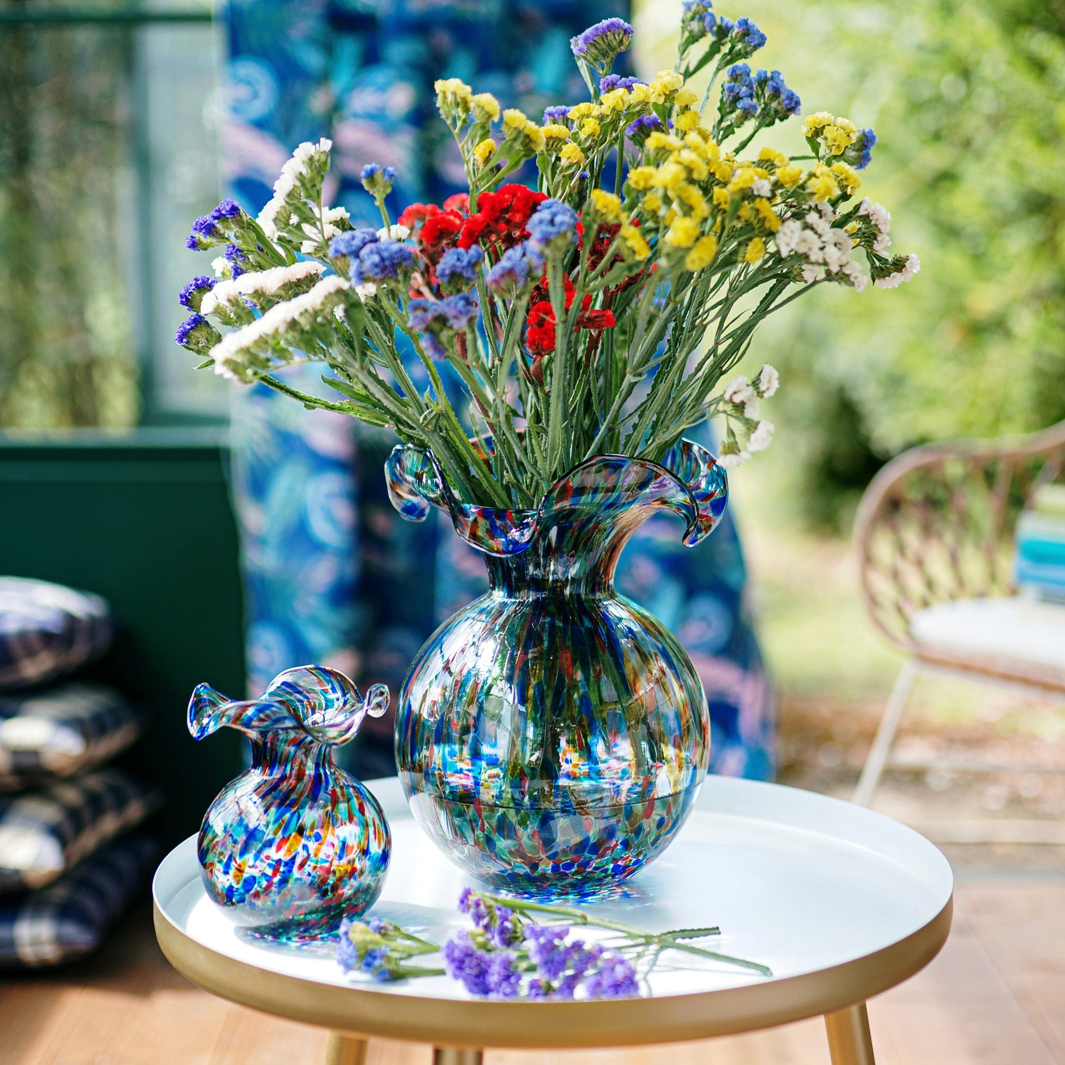 Hibiscus Glass Carnevale Bud Vase – VIETRI