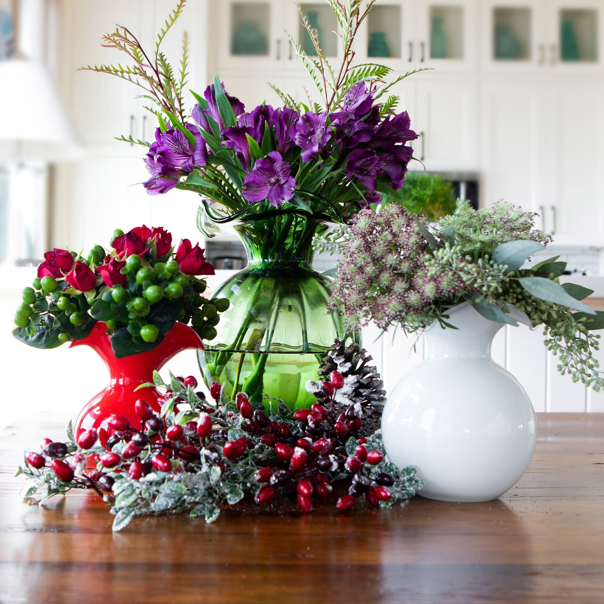 Hibiscus Glass Red Bud Vase – VIETRI