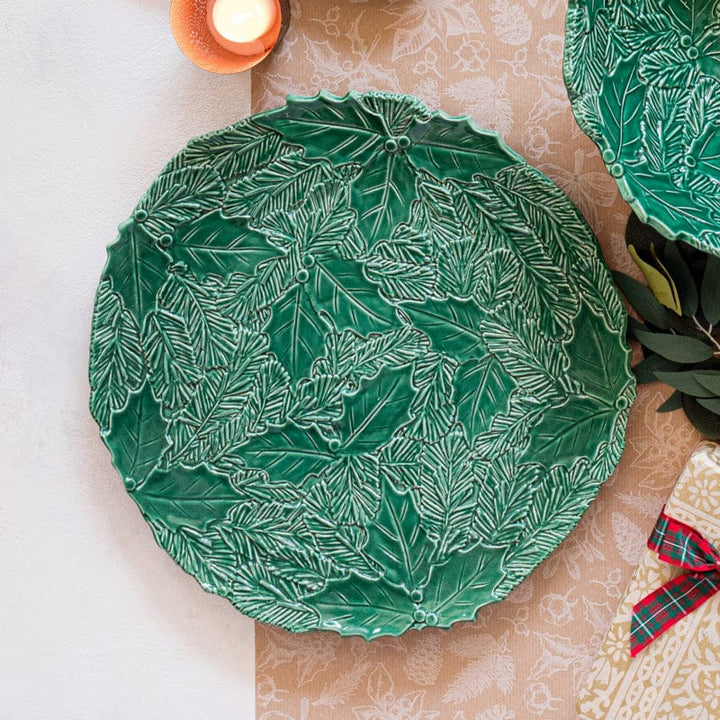 Lastra Holiday Green Figural Round Platter
