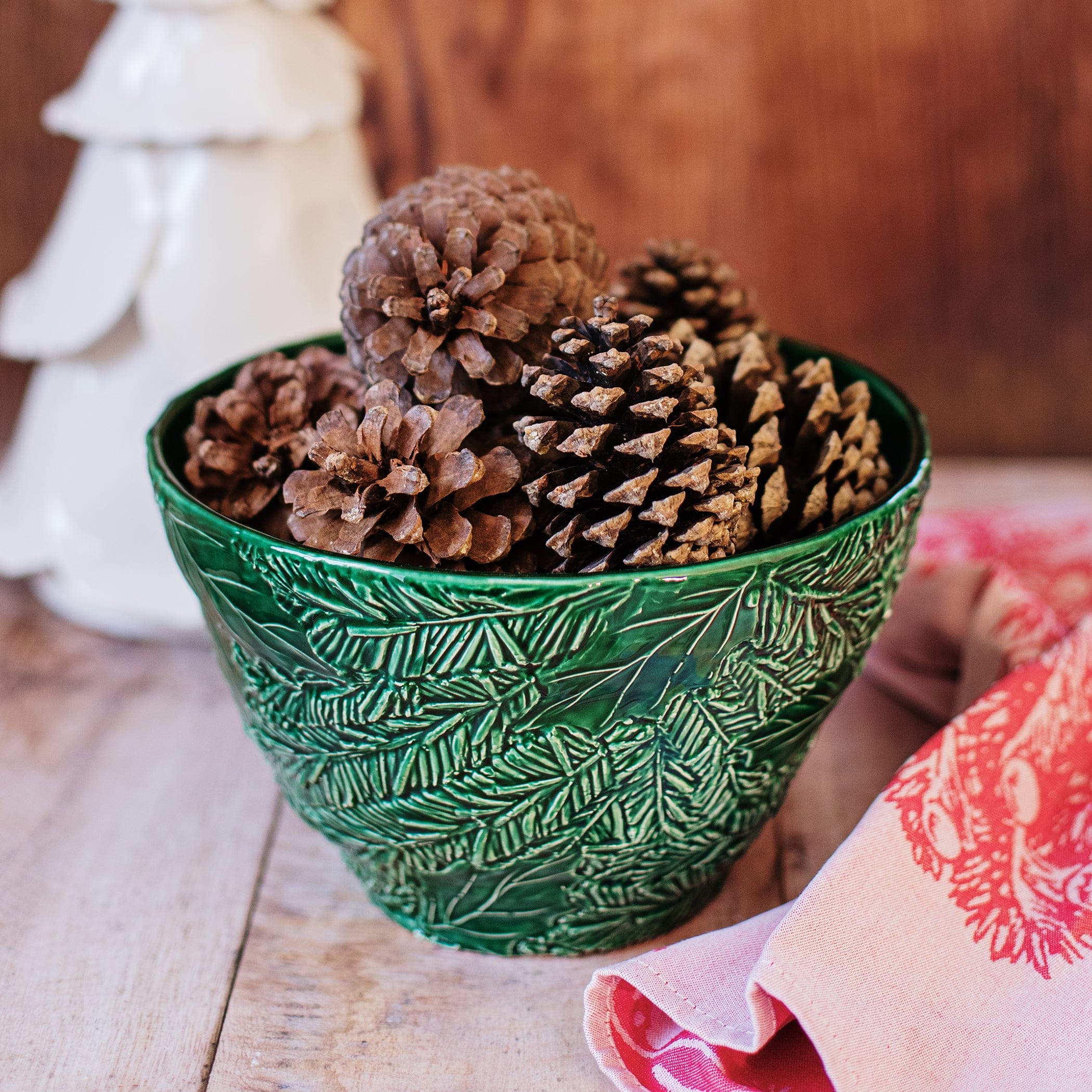 Lastra Holiday Green Figural Handled Square Platter – VIETRI