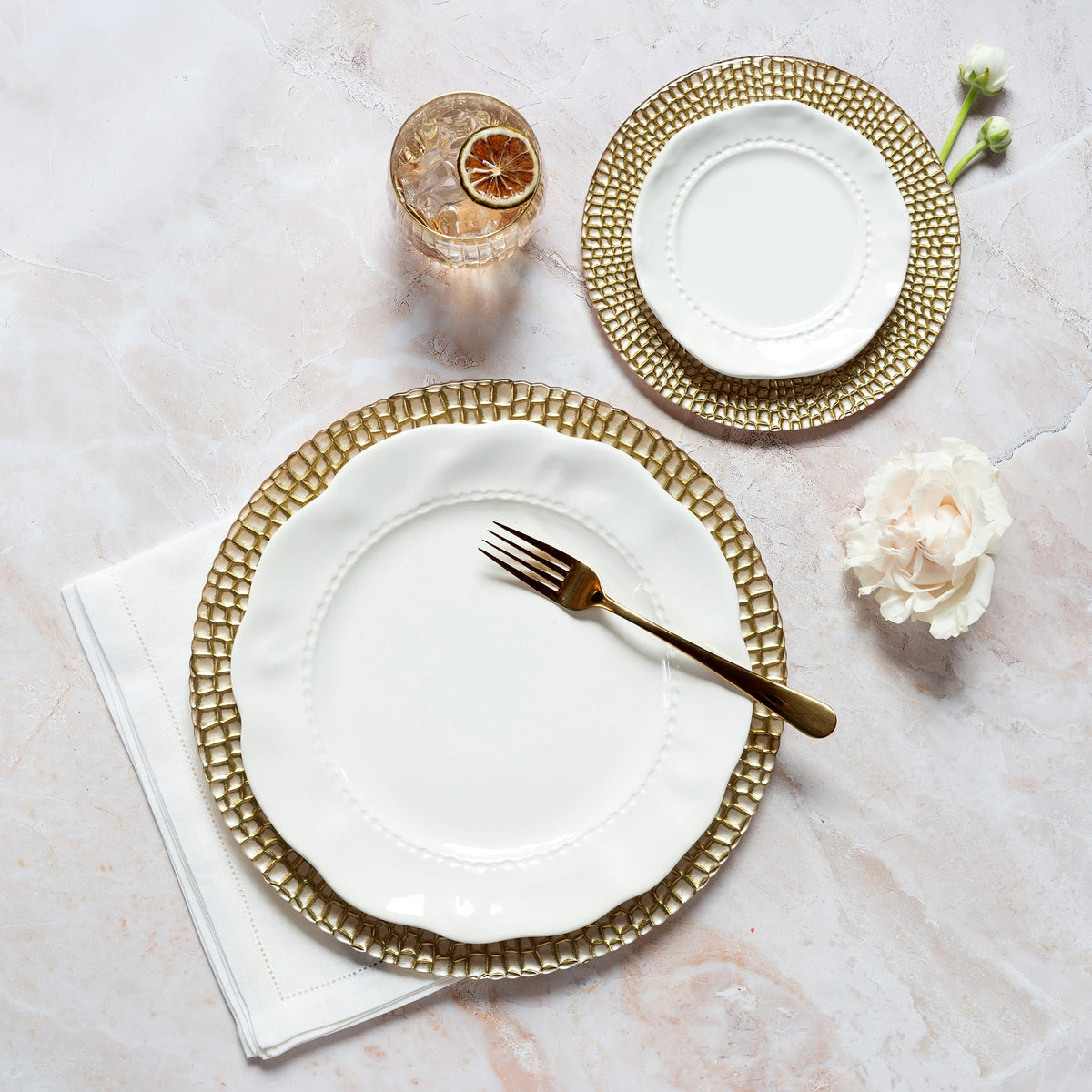 Pelli Glass Ivory Charger