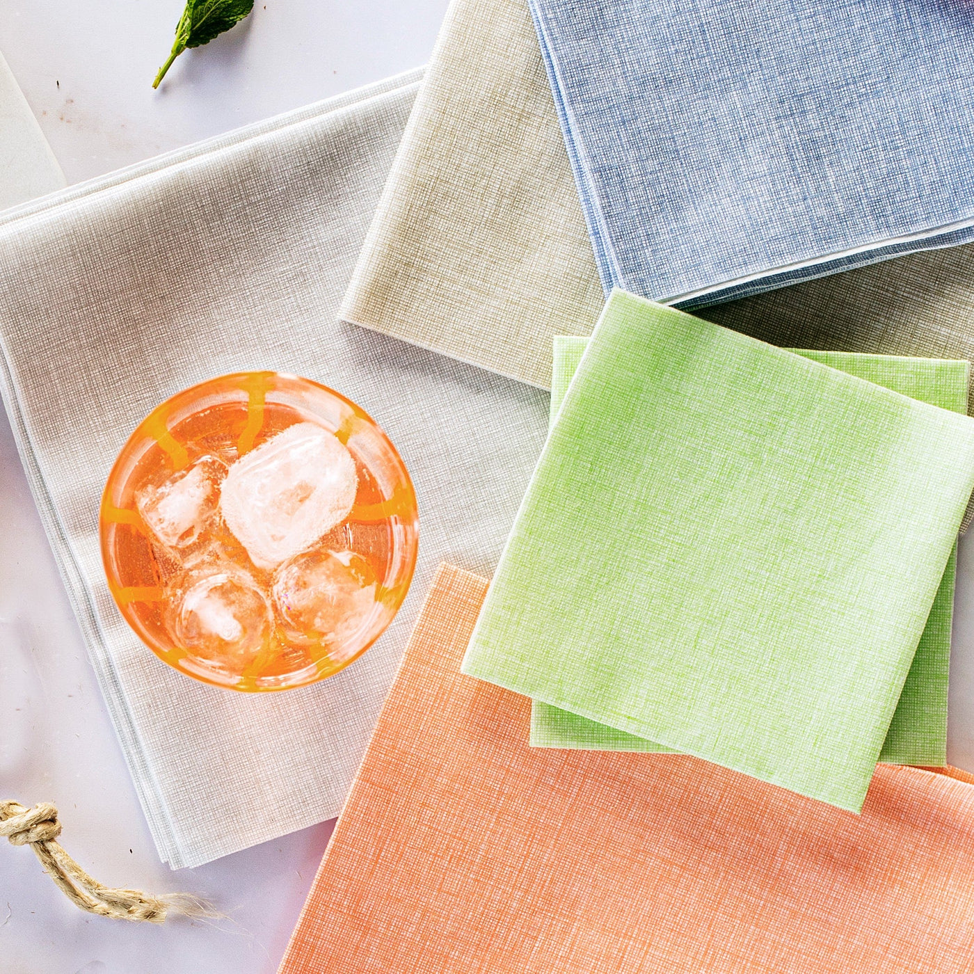 Papersoft Napkins Easy Light Gray Dinner Napkins (Pack of 20)