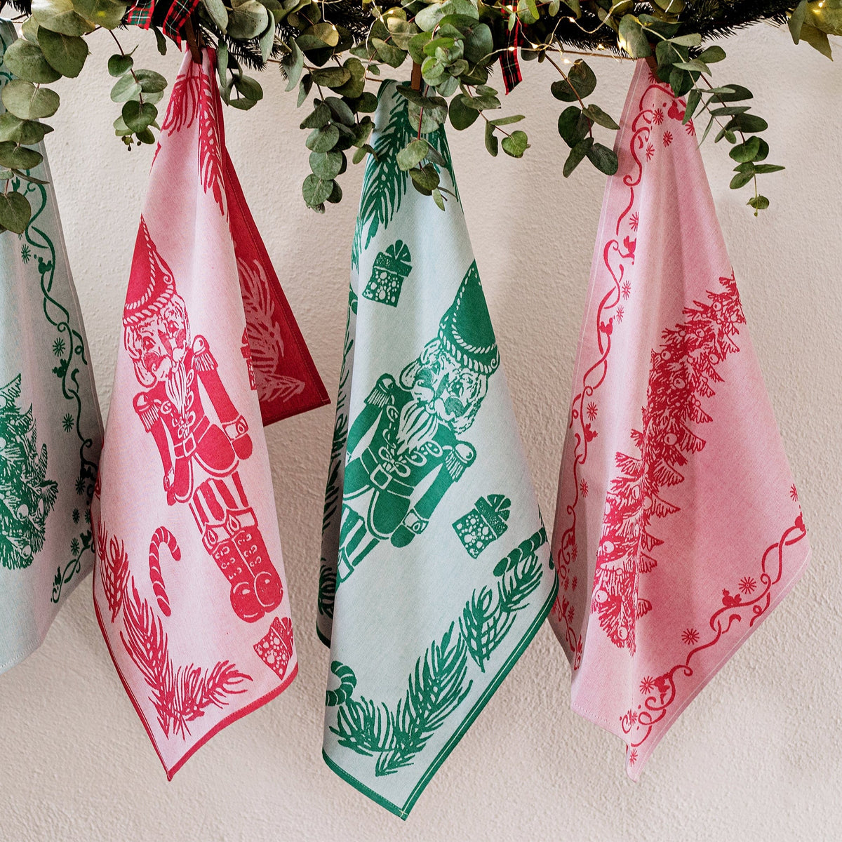 Strofinaccio Green Nutcracker Dish Towels - Set of 2