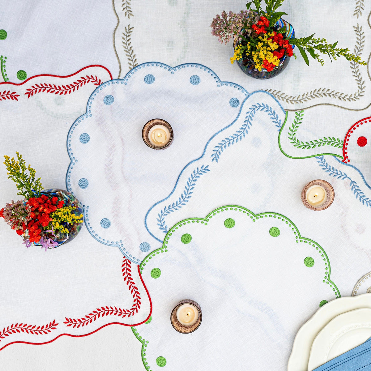Tessuti White Round Placemats with Cornflower Blue Dots - Set of 4