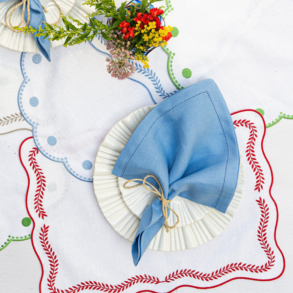 Tessuti White Rectangular Placemats with Red Ivy - Set of 4