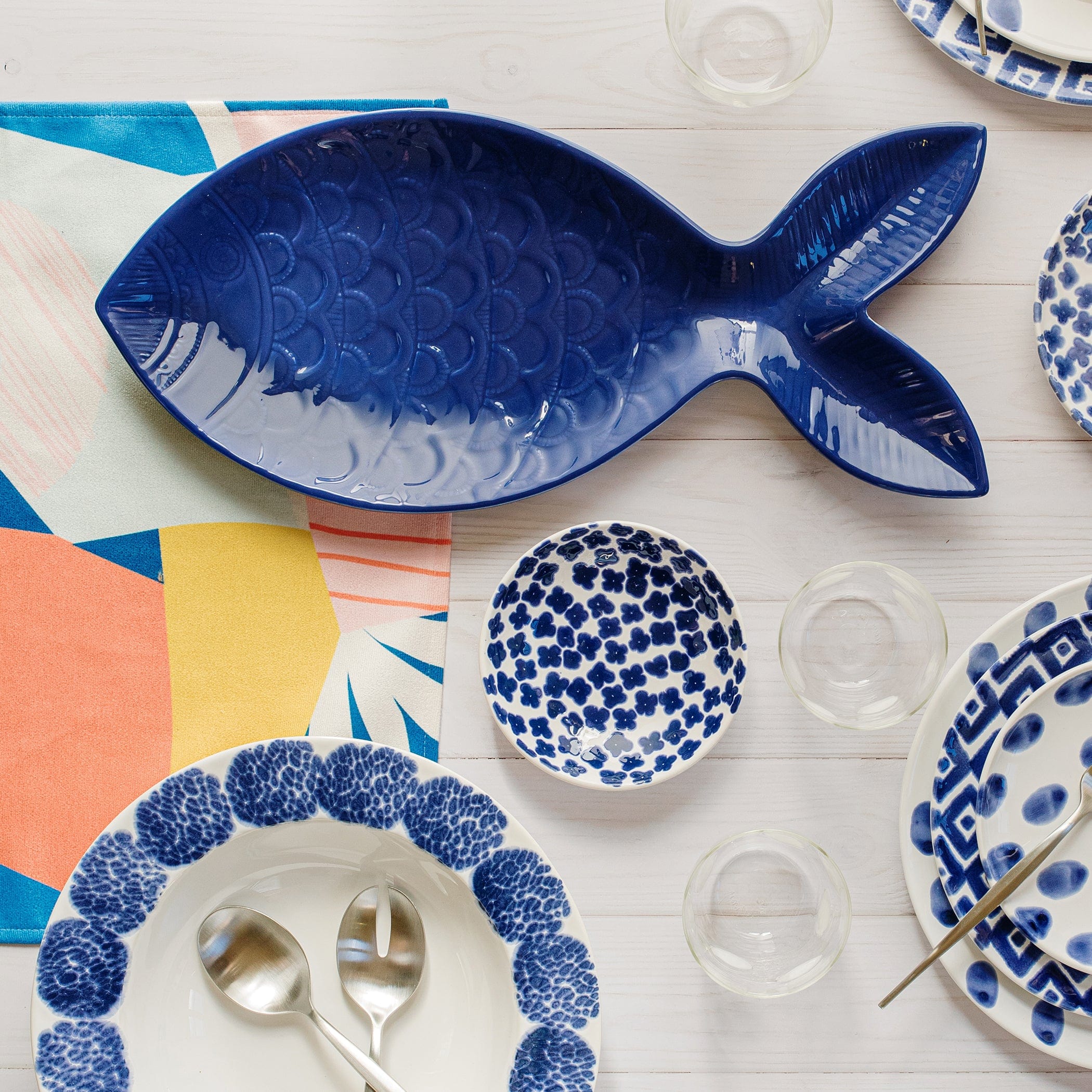 Santorini Large Cobalt Figural Fish Platter – VIETRI