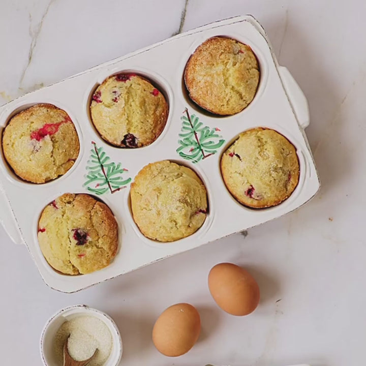 Lastra Holiday Muffin Tin