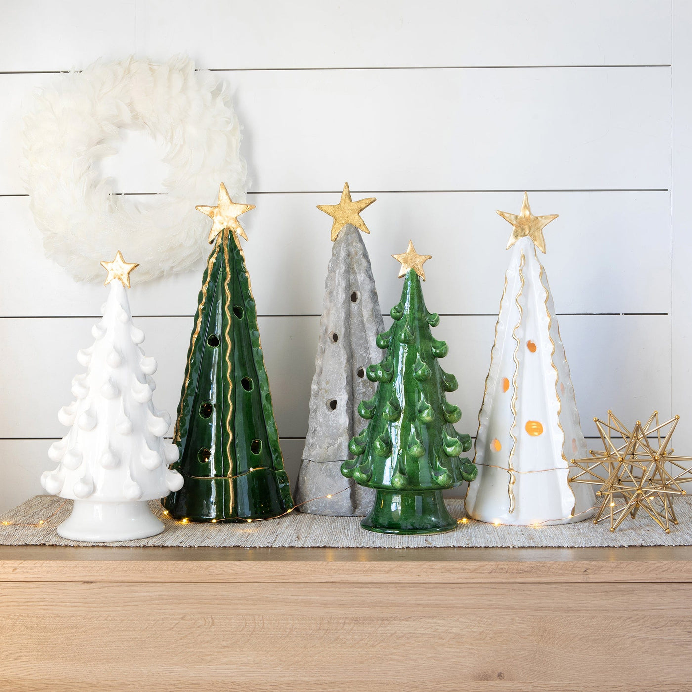 Foresta White Large Tree with Ribbon & Gold Star