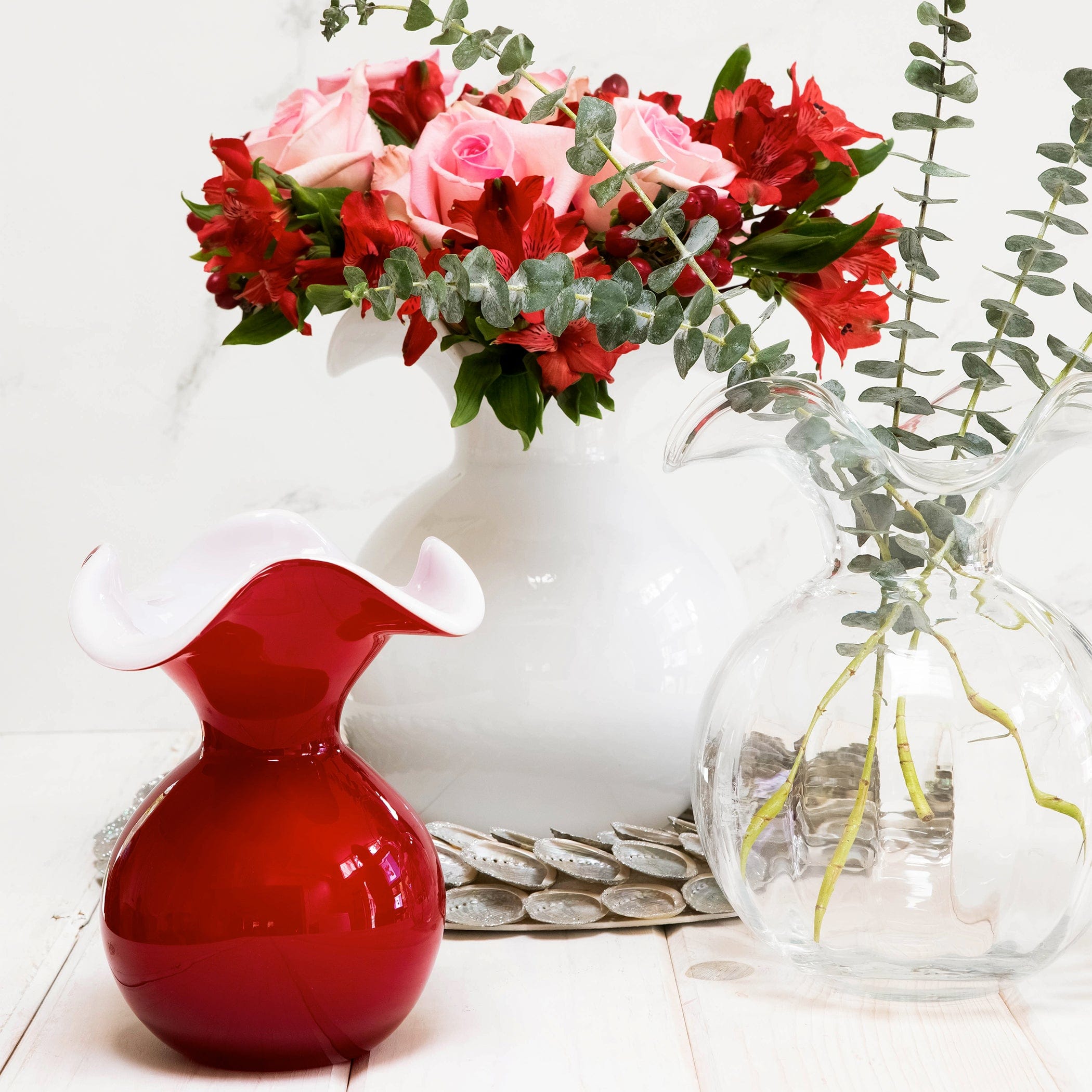 Hibiscus Glass White Large Fluted Vase – VIETRI