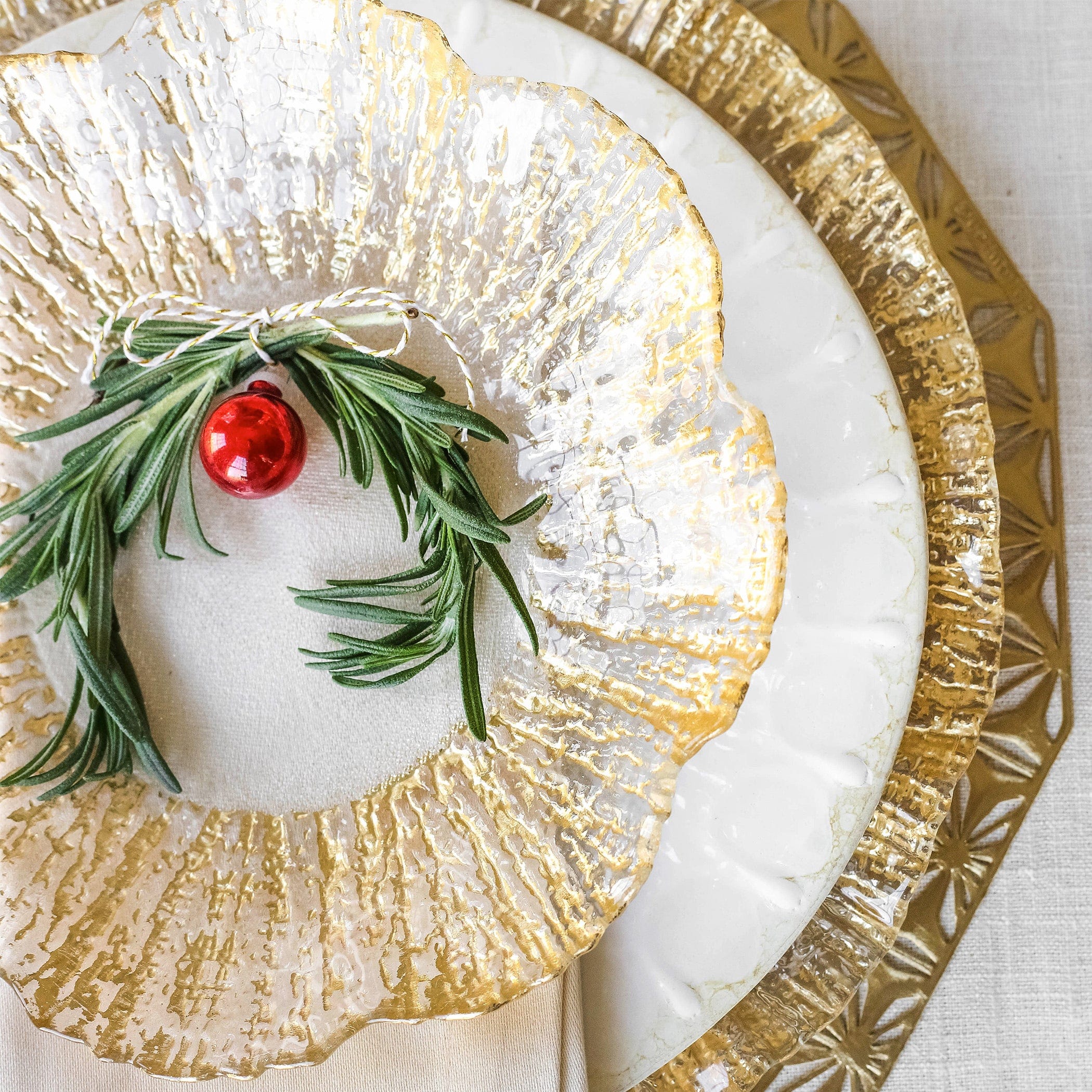 Rufolo Gold Rim Charger Plate | Italian Gold Glass Plate | VIETRI